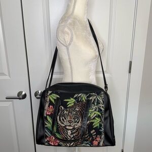 Signature Club A Embroidered and Beaded Tiger Shoulder Duffle Bag Vintage Y2K